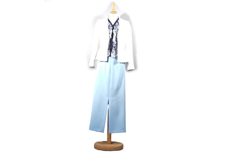 Uživanje pomladnih dni v svetli eleganci